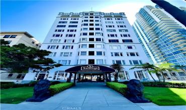 360 W Ocean Boulevard 408