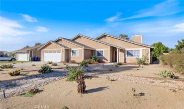 992 N Yucca Avenue, Rialto, California 92376, 4 Bedrooms Bedrooms, ,2 BathroomsBathrooms,Residential,Buy,992 N Yucca Avenue,CV24219496