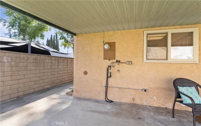 Area to have your washer and dryer. Window is from the kitchen.