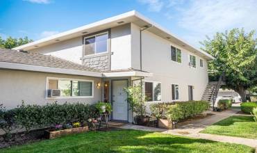 5543 Eagles Lane 2, San Jose, California 95123, 2 Bedrooms Bedrooms, ,1 BathroomBathrooms,Residential,Buy,5543 Eagles Lane 2,ML81984048