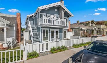 505 35th Street B, Newport Beach, California 92663, 3 Bedrooms Bedrooms, ,2 BathroomsBathrooms,Residential Lease,Rent,505 35th Street B,NP24220548