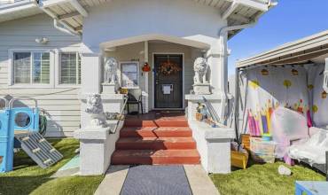 2515 60Th Ave, Oakland, California 94605, 2 Bedrooms Bedrooms, ,1 BathroomBathrooms,Residential,Buy,2515 60Th Ave,41077318