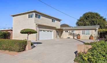 1349 FIRST AVE, Chula Vista, California 91911, 5 Bedrooms Bedrooms, ,2 BathroomsBathrooms,Residential,Buy,1349 FIRST AVE,PTP2406495