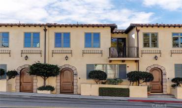 514 Manhattan Beach Boulevard, Manhattan Beach, California 90266, 3 Bedrooms Bedrooms, ,2 BathroomsBathrooms,Residential Lease,Rent,514 Manhattan Beach Boulevard,SB24220837