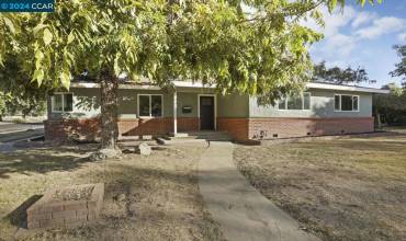 1431 W Roseburg Avenue, Modesto, California 95350, 3 Bedrooms Bedrooms, ,2 BathroomsBathrooms,Residential,Buy,1431 W Roseburg Avenue,41077409