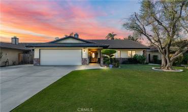 7705 Vaquero Avenue, Bakersfield, California 93308, 3 Bedrooms Bedrooms, ,1 BathroomBathrooms,Residential,Buy,7705 Vaquero Avenue,SR24211010