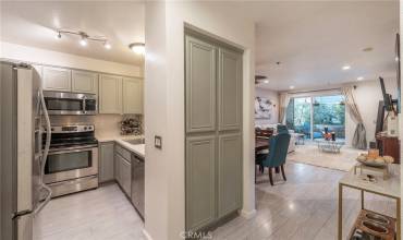 20371 Bluffside Circle 101, Huntington Beach, California 92646, 1 Bedroom Bedrooms, ,1 BathroomBathrooms,Residential,Buy,20371 Bluffside Circle 101,OC24220928