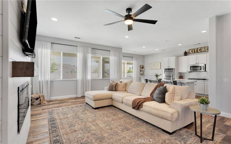 Living Room with Fireplace