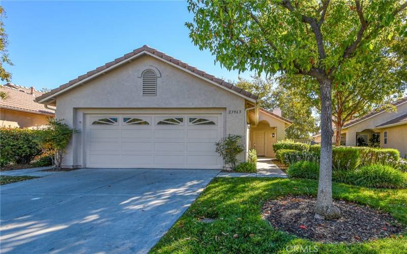 Fully landscaped! Front yard landscaping is maintained by the HOA.