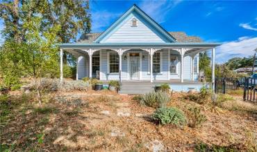 610 Clearlake Avenue, Lakeport, California 95453, 2 Bedrooms Bedrooms, ,1 BathroomBathrooms,Residential,Buy,610 Clearlake Avenue,LC24220722