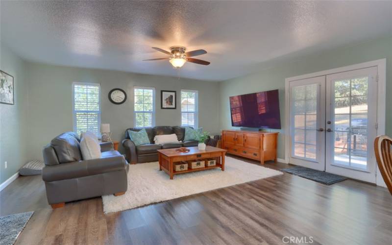 Family Room w/French Doors to Back Patio/BBQ Area.