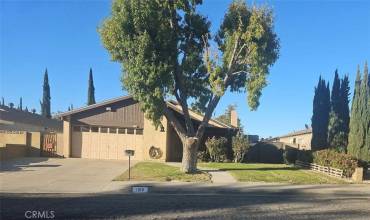 1109 E Nugent Street, Lancaster, California 93535, 4 Bedrooms Bedrooms, ,1 BathroomBathrooms,Residential,Buy,1109 E Nugent Street,SR24219311