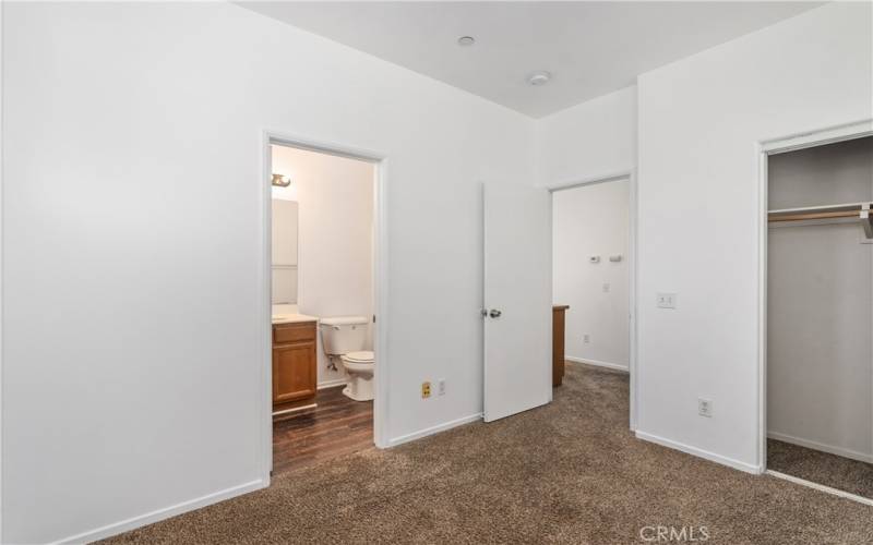 Guest Bedroom/Bathroom