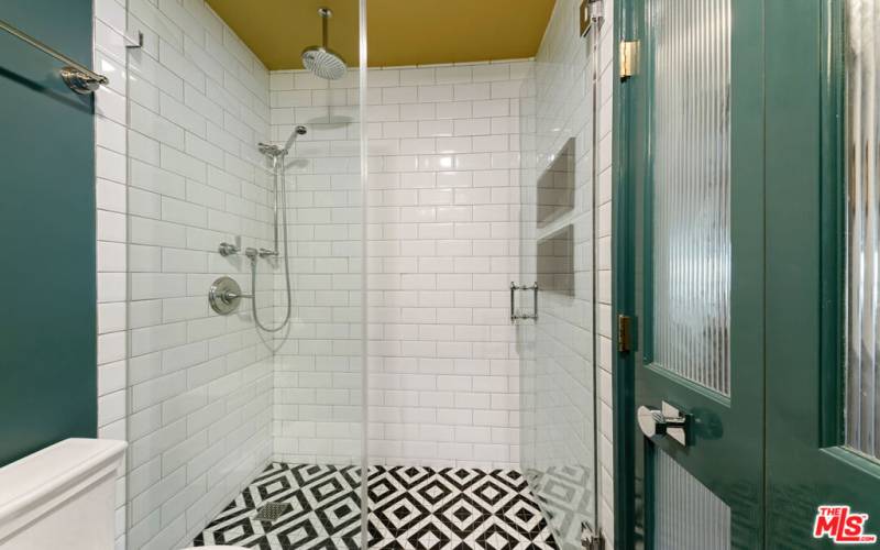 Oversize Shower