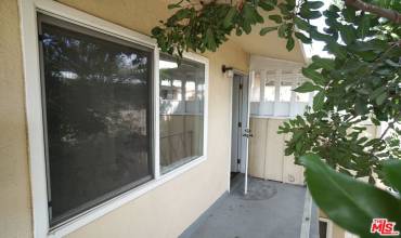 1215 W 144th Street 4, Gardena, California 90247, 2 Bedrooms Bedrooms, ,1 BathroomBathrooms,Residential Lease,Rent,1215 W 144th Street 4,24455953