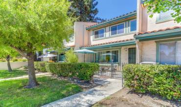 573 Giuffrida Avenue B, San Jose, California 95123, 3 Bedrooms Bedrooms, ,2 BathroomsBathrooms,Residential,Buy,573 Giuffrida Avenue B,ML81977358