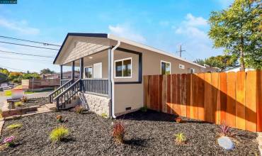 1101 Santa Fe Ave, Martinez, California 94553, 3 Bedrooms Bedrooms, ,2 BathroomsBathrooms,Residential,Buy,1101 Santa Fe Ave,41074768