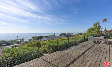 33333 Pacific Coast Highway, Malibu, California 90265, 3 Bedrooms Bedrooms, ,1 BathroomBathrooms,Residential Lease,Rent,33333 Pacific Coast Highway,24457071