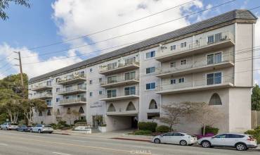 1108 Camino Real 409, Redondo Beach, California 90277, 2 Bedrooms Bedrooms, ,2 BathroomsBathrooms,Residential,Buy,1108 Camino Real 409,SB24209950