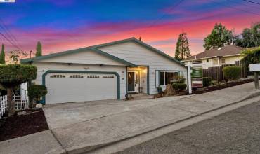 23723 Fairlands Rd, Hayward, California 94541, 3 Bedrooms Bedrooms, ,2 BathroomsBathrooms,Residential,Buy,23723 Fairlands Rd,41076782