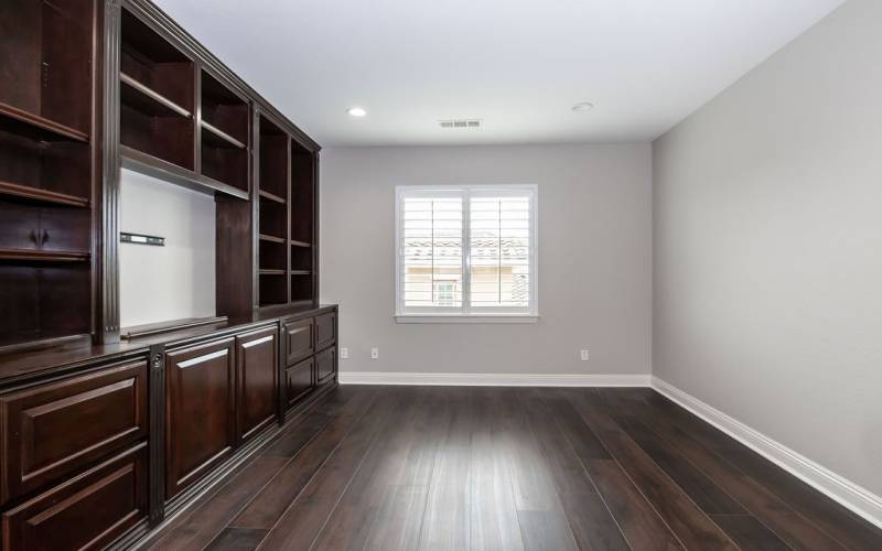 Loft/Den/Library with built-in bookshelf