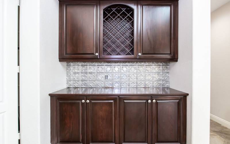 Wine rack and cabinet