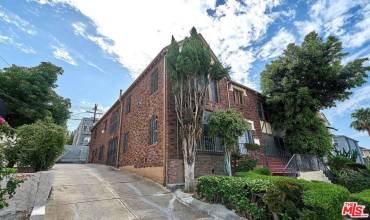 154 N Edgemont Street #1, Los Angeles, California 90004, 2 Bedrooms Bedrooms, ,1 BathroomBathrooms,Residential Lease,Rent,154 N Edgemont Street #1,24457245