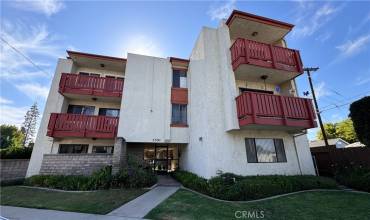 4591 Orange Avenue 103, Long Beach, California 90807, 1 Bedroom Bedrooms, ,1 BathroomBathrooms,Residential,Buy,4591 Orange Avenue 103,MB24206053