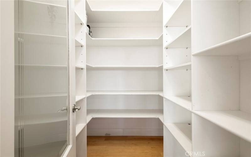 Walk in Pantry