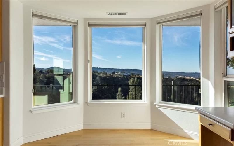 Breakfast Dining Nook with View