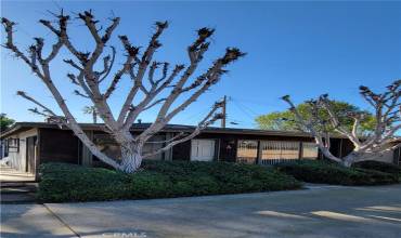 2633 Elden Avenue A, Costa Mesa, California 92627, 2 Bedrooms Bedrooms, ,1 BathroomBathrooms,Residential Lease,Rent,2633 Elden Avenue A,PW24221703