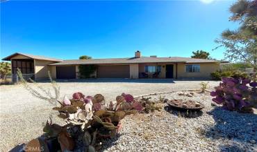 58873 Sun Mesa Drive, Yucca Valley, California 92284, 2 Bedrooms Bedrooms, ,1 BathroomBathrooms,Residential,Buy,58873 Sun Mesa Drive,JT24219313