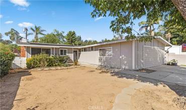 609 Elbrook Drive, Fallbrook, California 92028, 4 Bedrooms Bedrooms, ,3 BathroomsBathrooms,Residential,Buy,609 Elbrook Drive,SW24220014