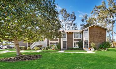 26094 Hillsford Place, Lake Forest, California 92630, 2 Bedrooms Bedrooms, ,1 BathroomBathrooms,Residential,Buy,26094 Hillsford Place,OC24218772