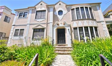 149 S Crescent Drive B, Beverly Hills, California 90212, 1 Bedroom Bedrooms, ,1 BathroomBathrooms,Residential Lease,Rent,149 S Crescent Drive B,SW24221869