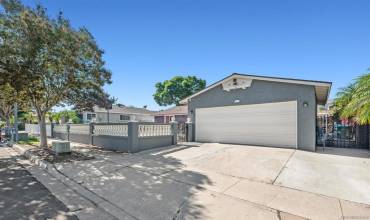 240 Ledgewood Ln, San Diego, California 92114, 4 Bedrooms Bedrooms, ,1 BathroomBathrooms,Residential,Buy,240 Ledgewood Ln,240025453SD