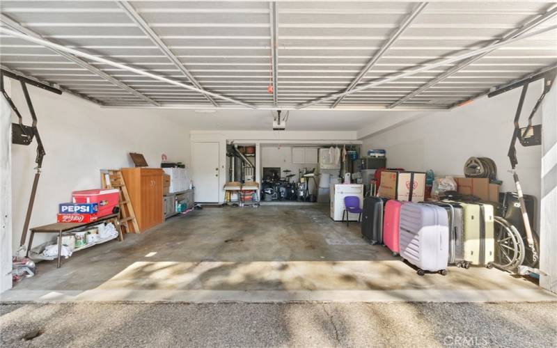 Attached garage with direct access to unit