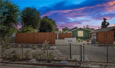 314 E Belmont Street, Ontario, California 91761, 2 Bedrooms Bedrooms, ,2 BathroomsBathrooms,Residential,Buy,314 E Belmont Street,OC24219170