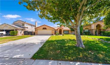 45664 Victoria Avenue, Lancaster, California 93534, 3 Bedrooms Bedrooms, ,2 BathroomsBathrooms,Residential,Buy,45664 Victoria Avenue,SR24220897