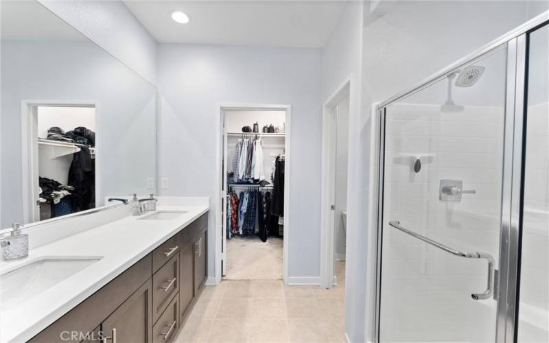 Primary Bathroom w/oversized shower