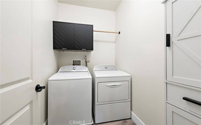 washer and dryer / laundry room