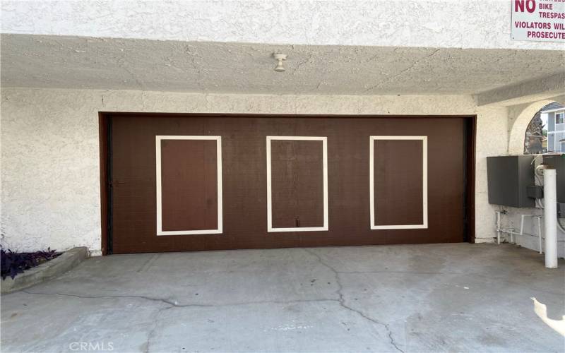 garage door