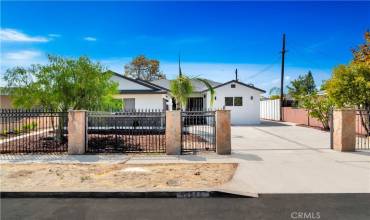 12544 Blythe Street, North Hollywood, California 91605, 3 Bedrooms Bedrooms, ,2 BathroomsBathrooms,Residential,Buy,12544 Blythe Street,PW24221337