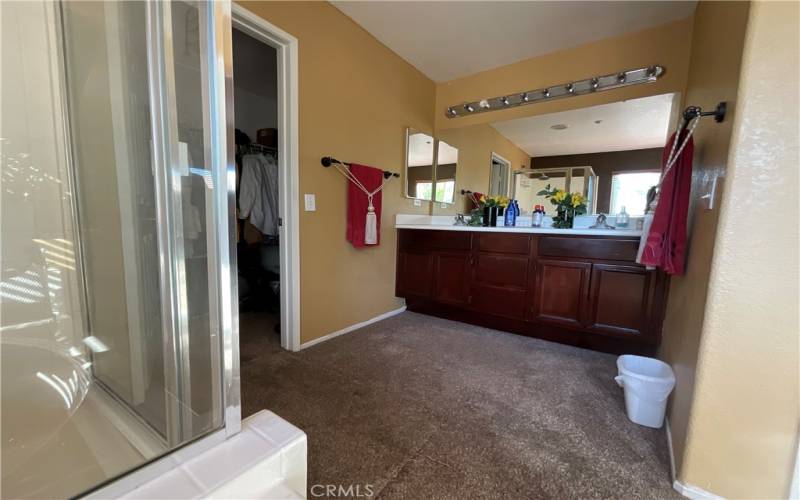  Master bath view  walking closet