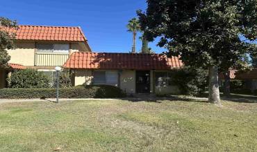 914 N Fig A, Escondido, California 92026, 2 Bedrooms Bedrooms, ,1 BathroomBathrooms,Residential,Buy,914 N Fig A,240025428SD