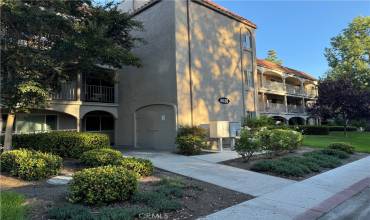 4026 Calle Sonara 2E, Laguna Woods, California 92637, 2 Bedrooms Bedrooms, ,2 BathroomsBathrooms,Residential,Buy,4026 Calle Sonara 2E,OC24221881