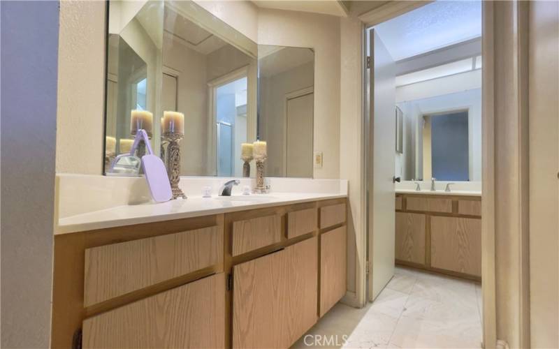 MASTER BATHROOM WITH DUAL SINKS.