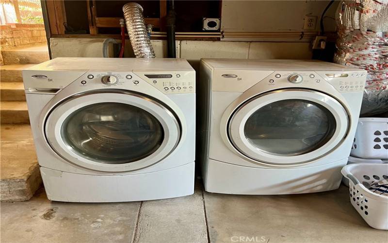 Washer/ Dryer in Garage