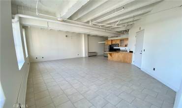 312 W 5th Street 1125, Los Angeles, California 90013, 1 Bedroom Bedrooms, ,1 BathroomBathrooms,Residential Lease,Rent,312 W 5th Street 1125,SR24222379