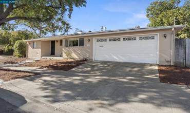 302 Rivercrest Ln, Hayward, California 94544, 3 Bedrooms Bedrooms, ,2 BathroomsBathrooms,Residential,Buy,302 Rivercrest Ln,41077516